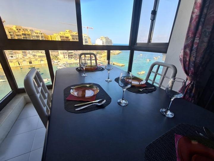 Spinola Bay Sea Front Apt 6 Saint Julian's Екстер'єр фото